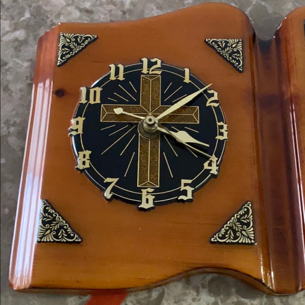 Foot prints clock - Picture 3 of 4